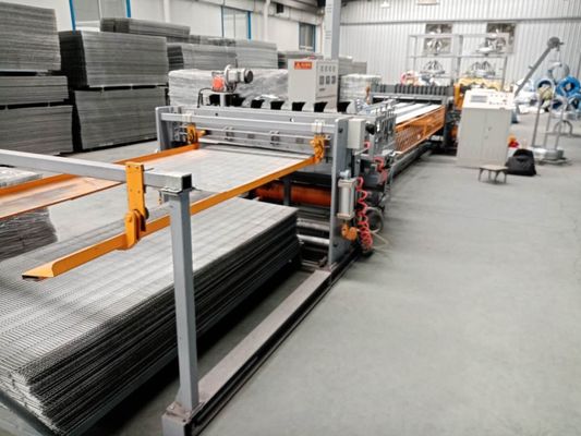 415v Numerical Control 2-4mm Diameter Wire Fence Mesh Mesh Machine