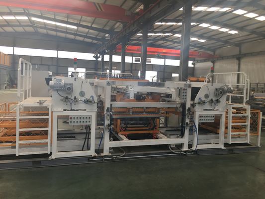 Semi Automatic 686 Wire Mesh Bending Machine For Garden Fence Mesh