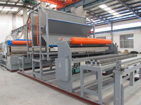 Automatic Pneumatic Fence Mesh Welding Machine For Reinforcing Rebar Panel